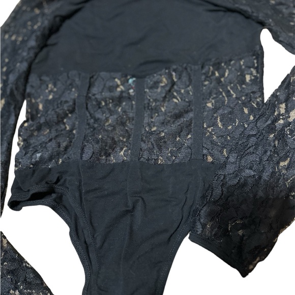 Lulus Black Lace see true top size Medium - Picture 6 of 15